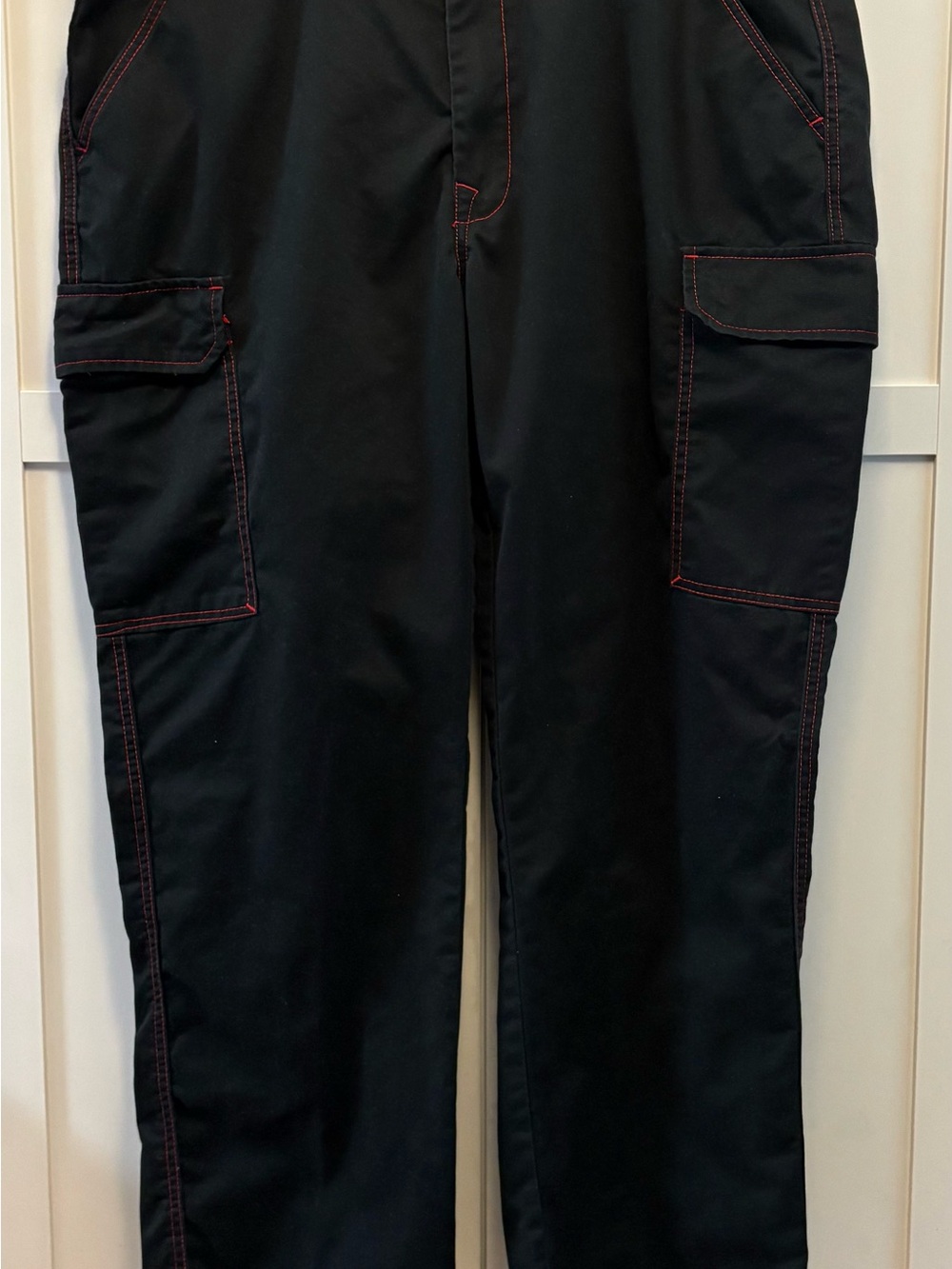 True Religion Mens 36 Jet Black TR-V Red Relaxed Fit Straight Baggy Cargo Pants